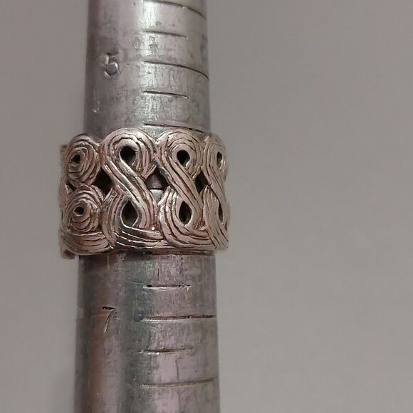 925 Thailand Brushed Sterling Silver Infinity Weave Pattern Wide Ring Size 6 - Picture 2 of 6